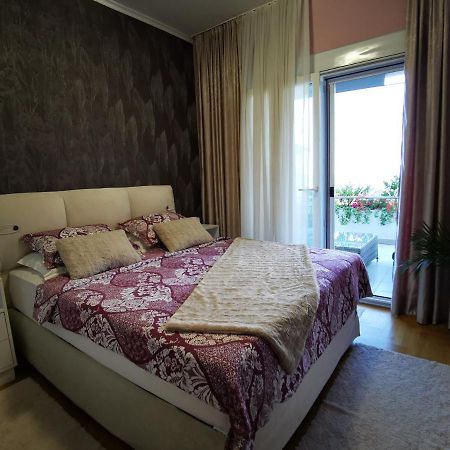 Charming And Luxurious Flat With Large Terrace Apartment Herceg Novi Exterior photo